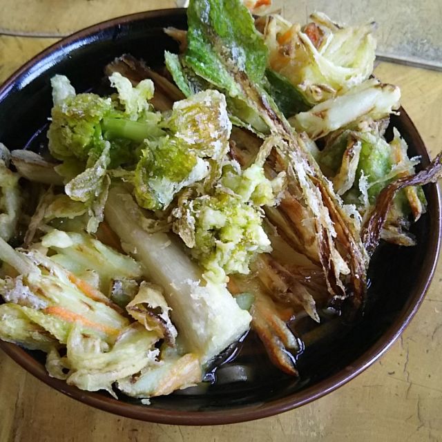 寄せ揚げそば1,000円（手打ではありません）